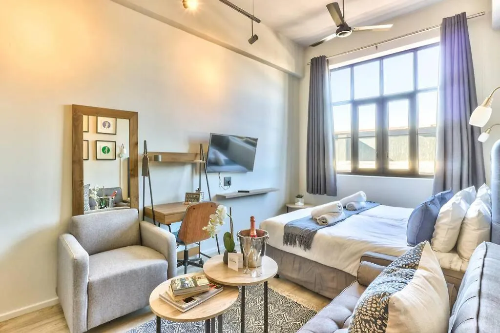 Oasis In The East City At The Harri Cape Town Apartment