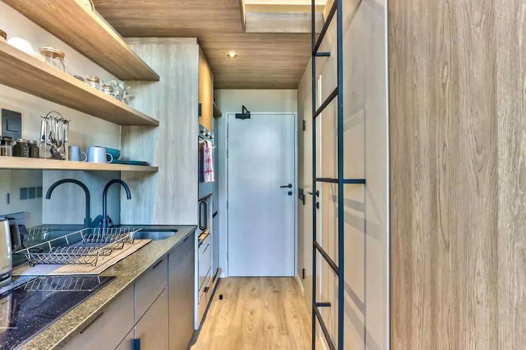 Apartment Oasis In The East City At The Harri Cape Town